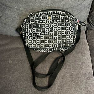 Tommy Hilfiger 2 Compartment Crossbody